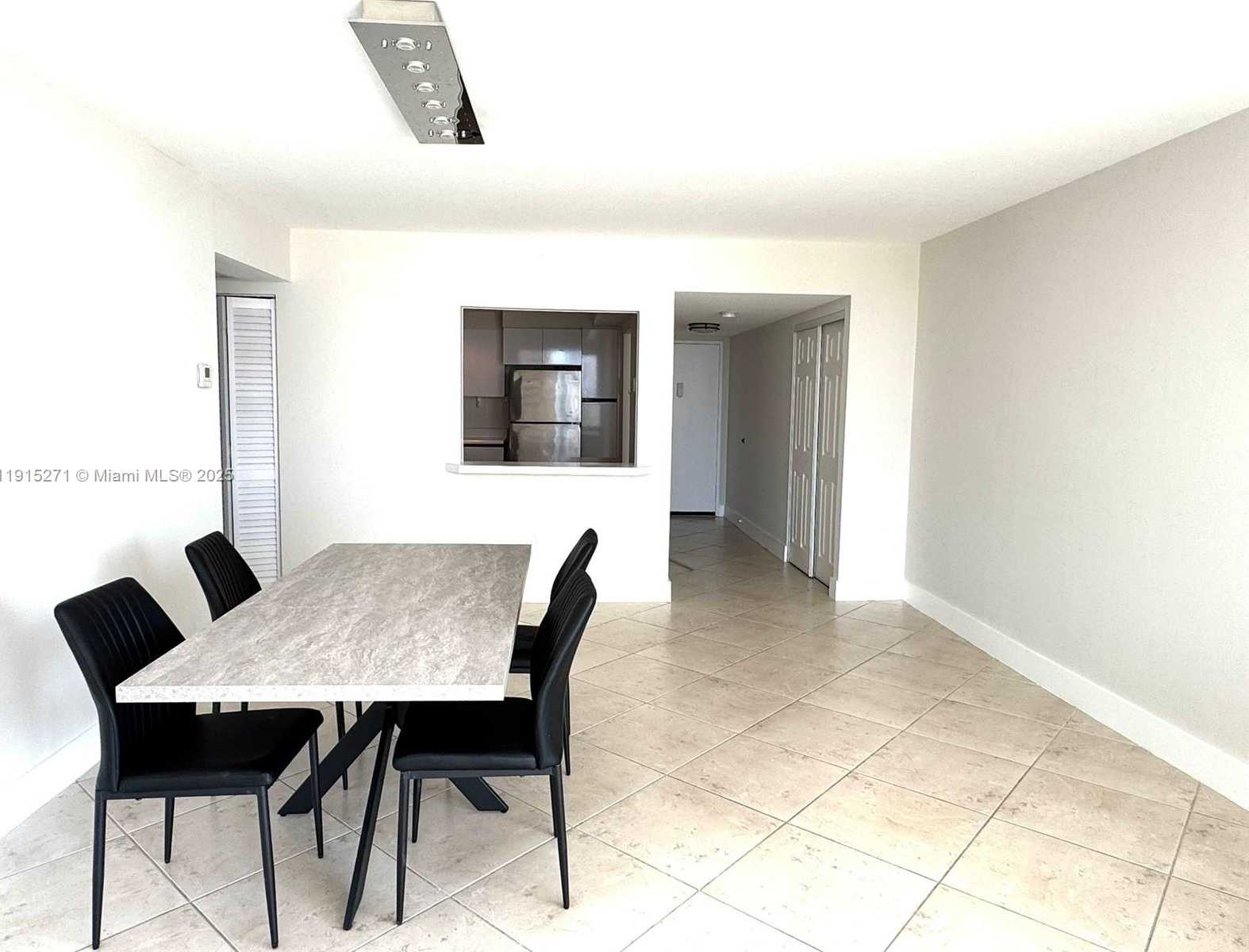 Small Image of 3731 NORTH COUNTRY CLUB DR #928, Aventura Number 13