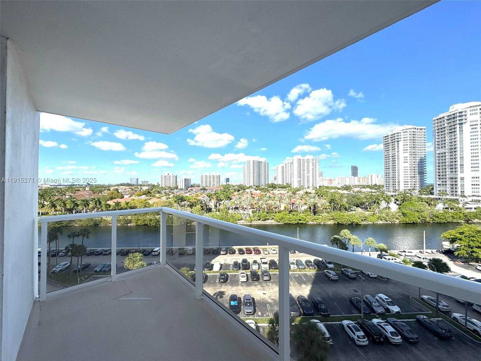 Small Image of 3731 NORTH COUNTRY CLUB DR #928, Aventura Number 19