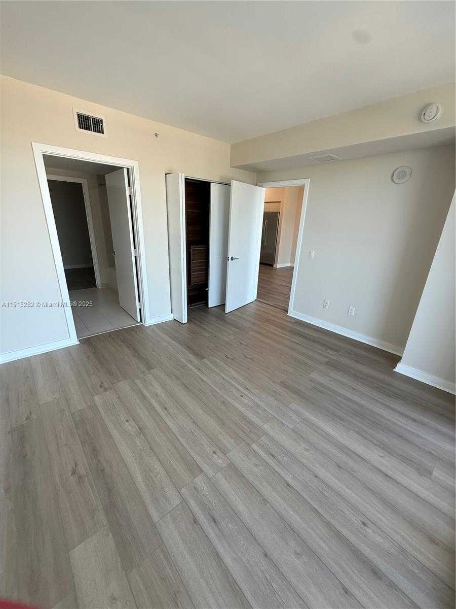 Small Image of 4250 BISCAYNE BLVD #804, Miami Number 20