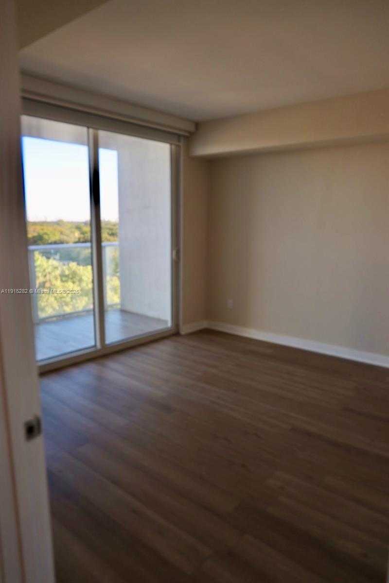 Small Image of 4250 BISCAYNE BLVD #804, Miami Number 7