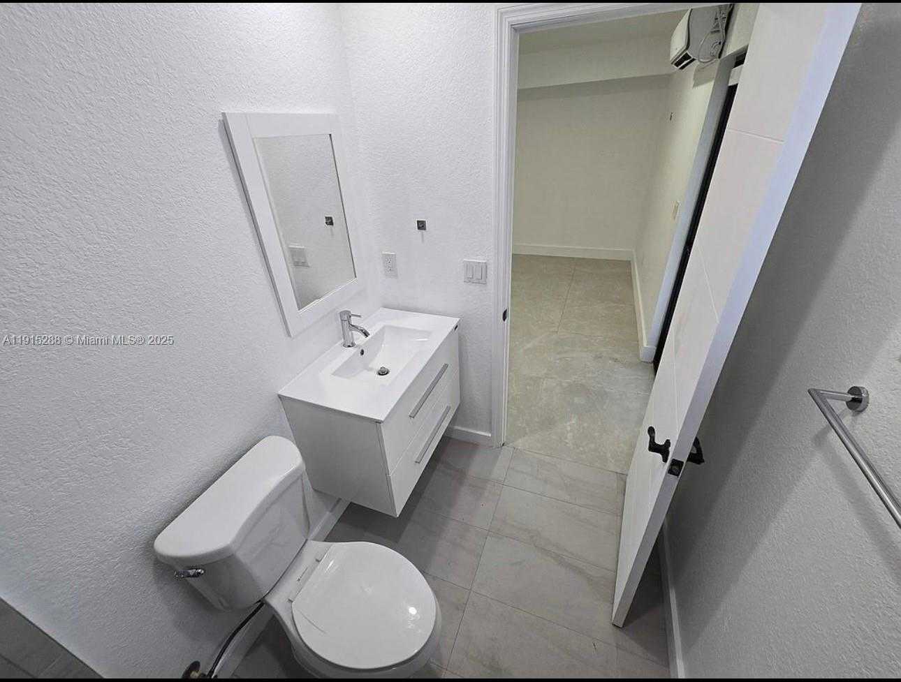 Small Image of 19850 FRANJO RD #A, Cutler Bay Number 6