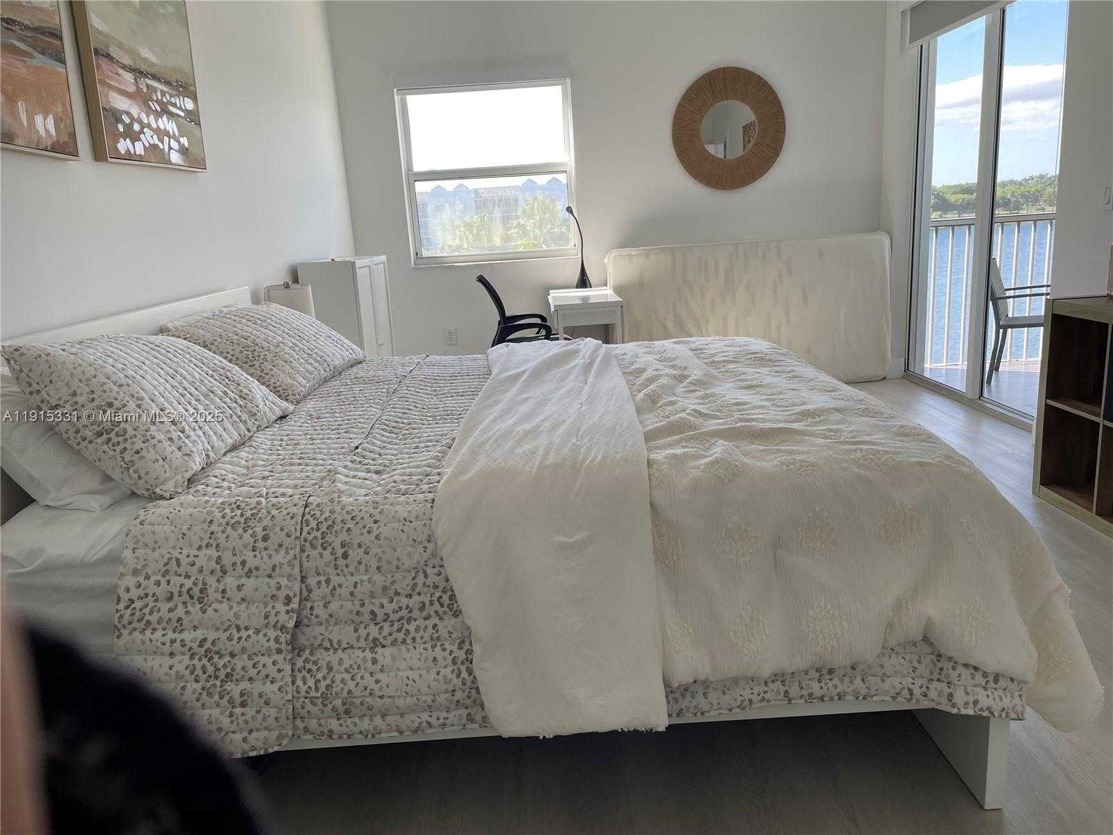 Small Image of 10730 NORTH WEST 66TH ST #402, Doral Number 16