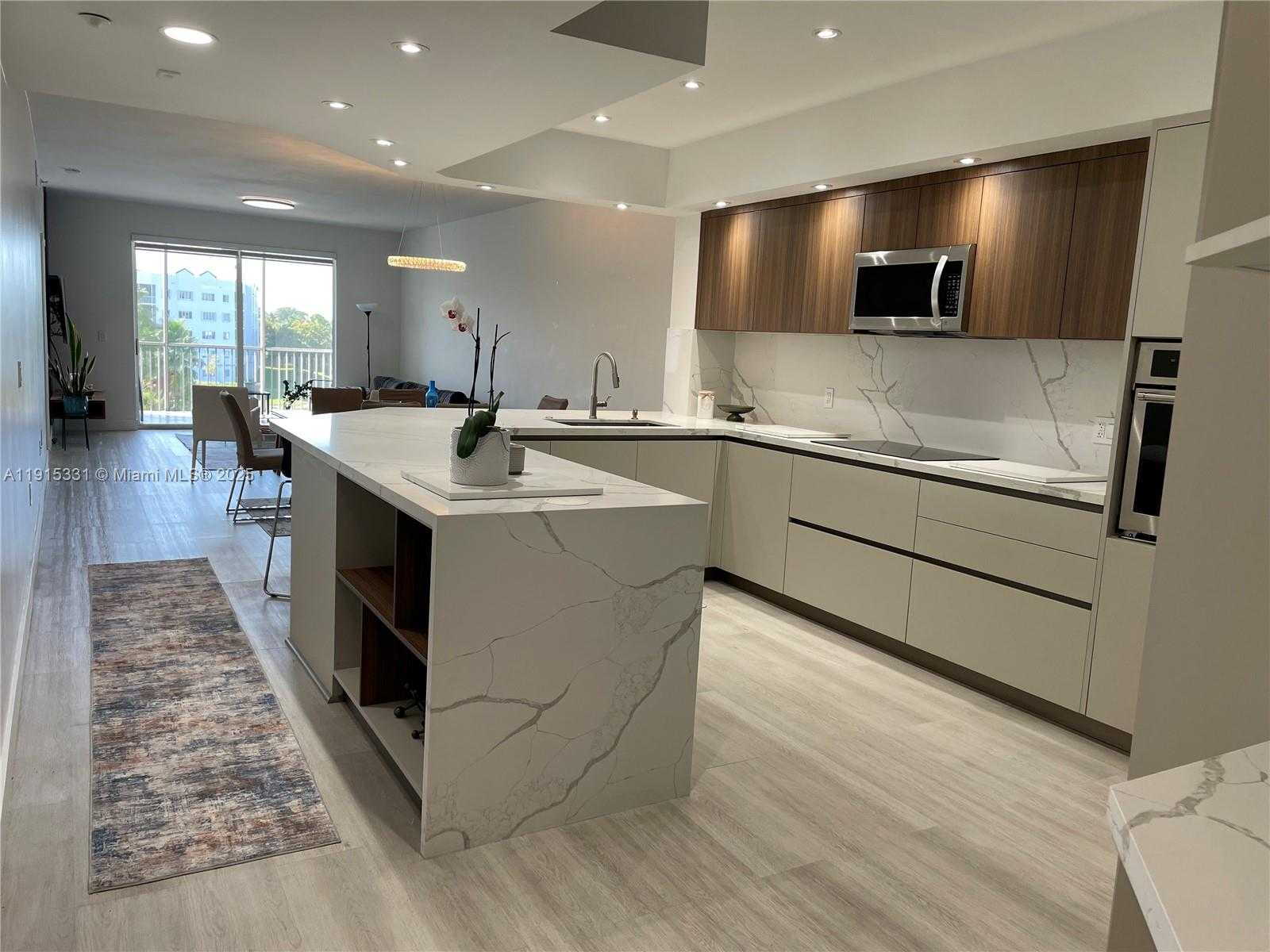 Small Image of 10730 NORTH WEST 66TH ST #402, Doral Number 2