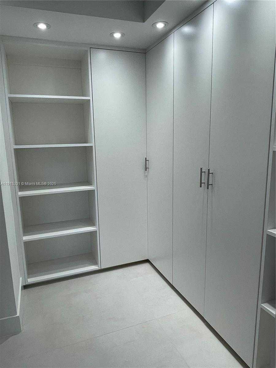 Small Image of 10730 NORTH WEST 66TH ST #402, Doral Number 22