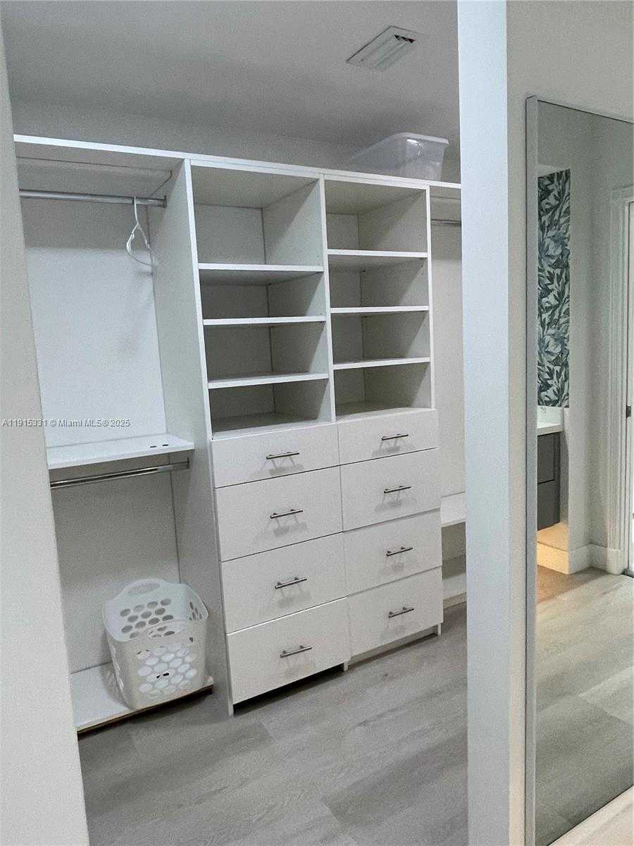 Small Image of 10730 NORTH WEST 66TH ST #402, Doral Number 23