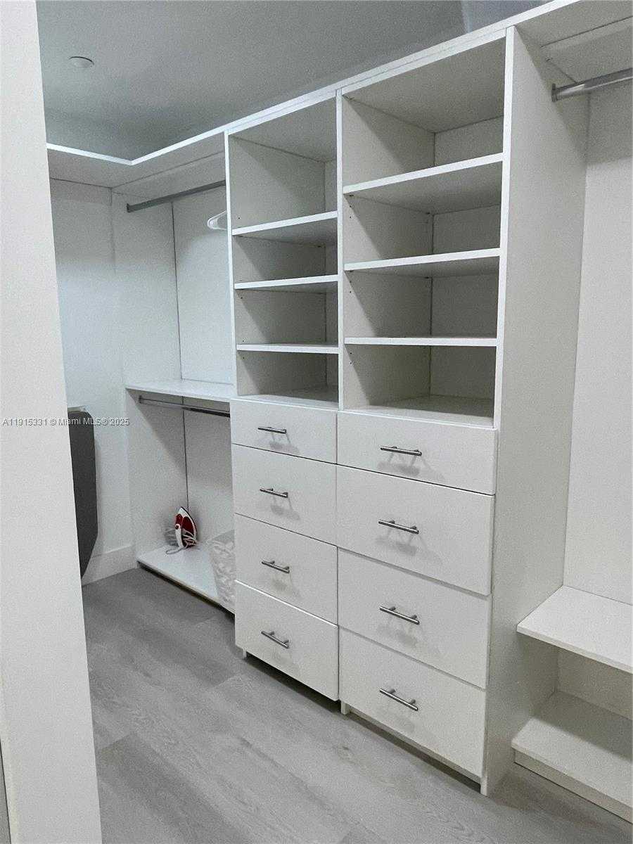 Small Image of 10730 NORTH WEST 66TH ST #402, Doral Number 24