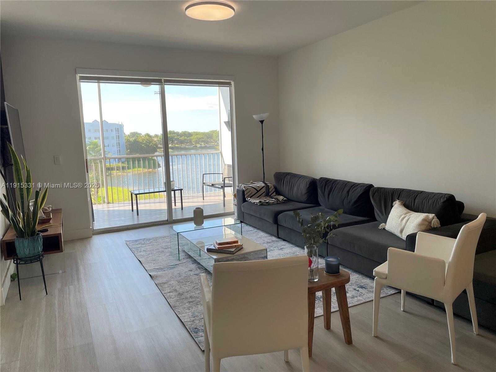 Small Image of 10730 NORTH WEST 66TH ST #402, Doral Number 6