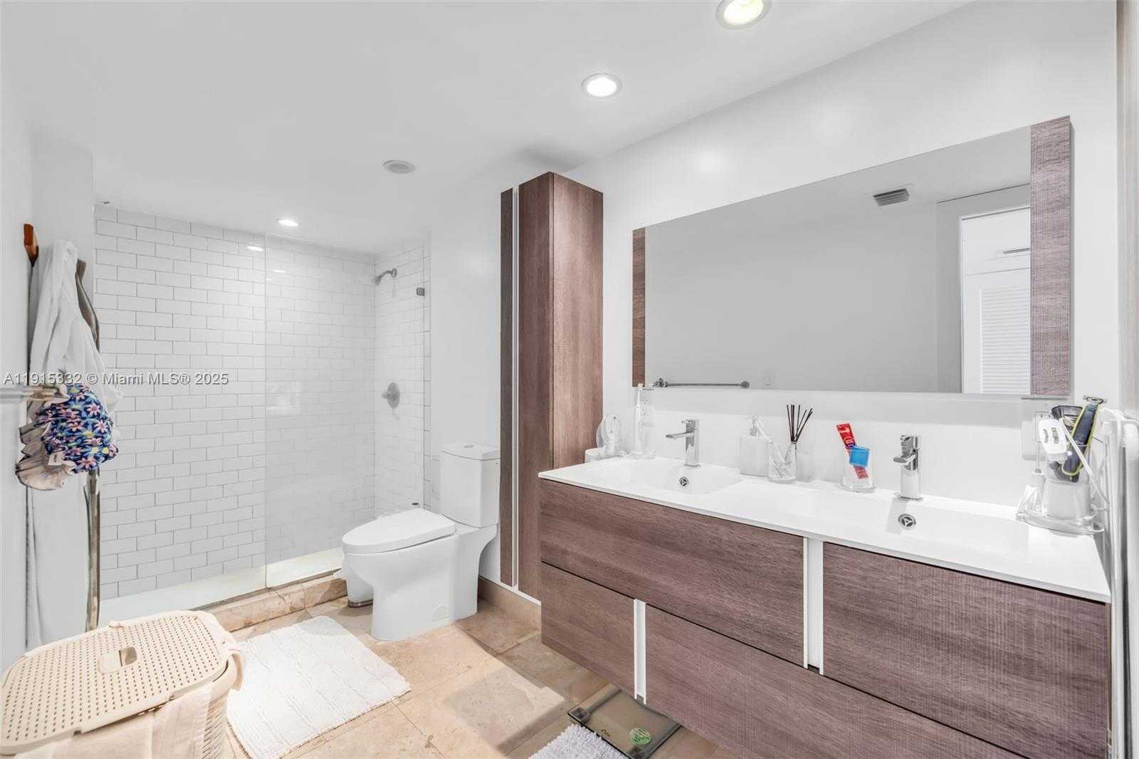 Small Image of 11 ISLAND AVE #411, Miami Beach Number 18