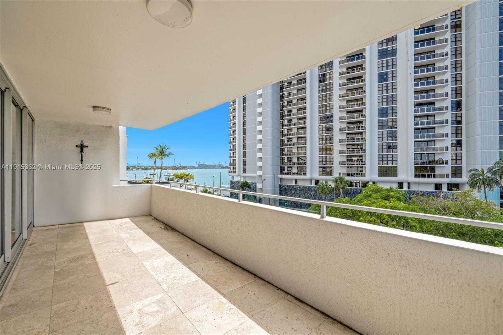 Small Image of 11 ISLAND AVE #411, Miami Beach Number 25