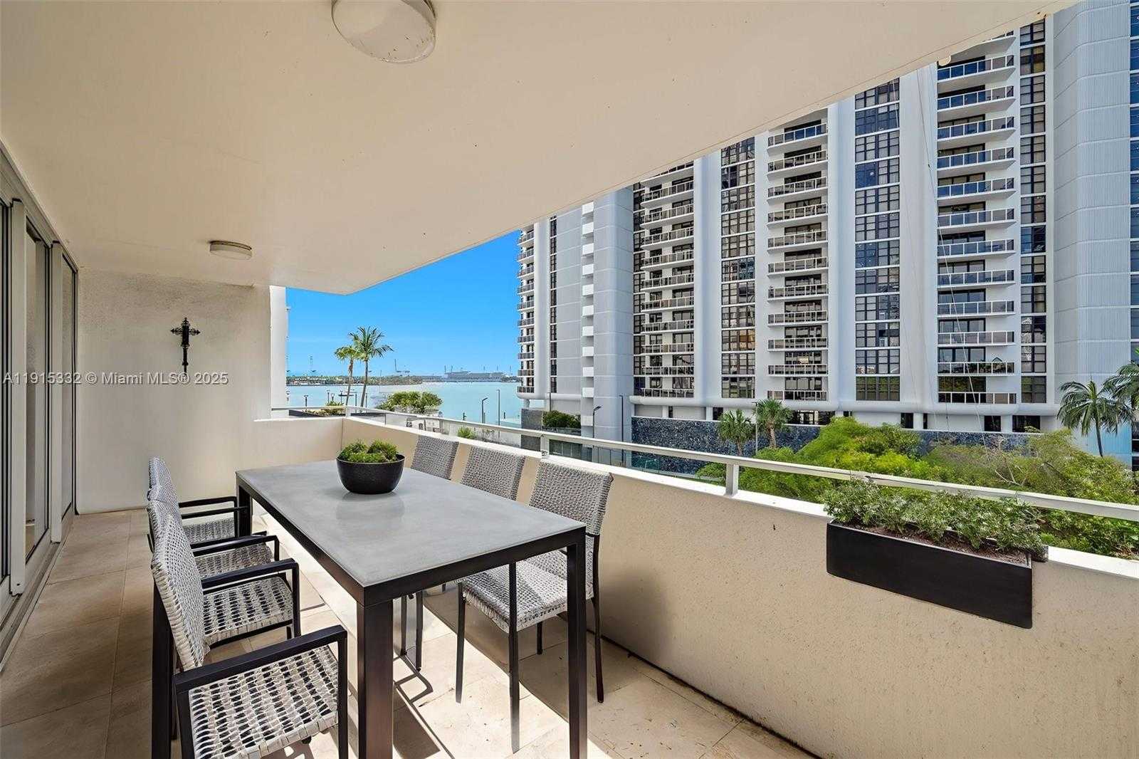 Small Image of 11 ISLAND AVE #411, Miami Beach Number 26