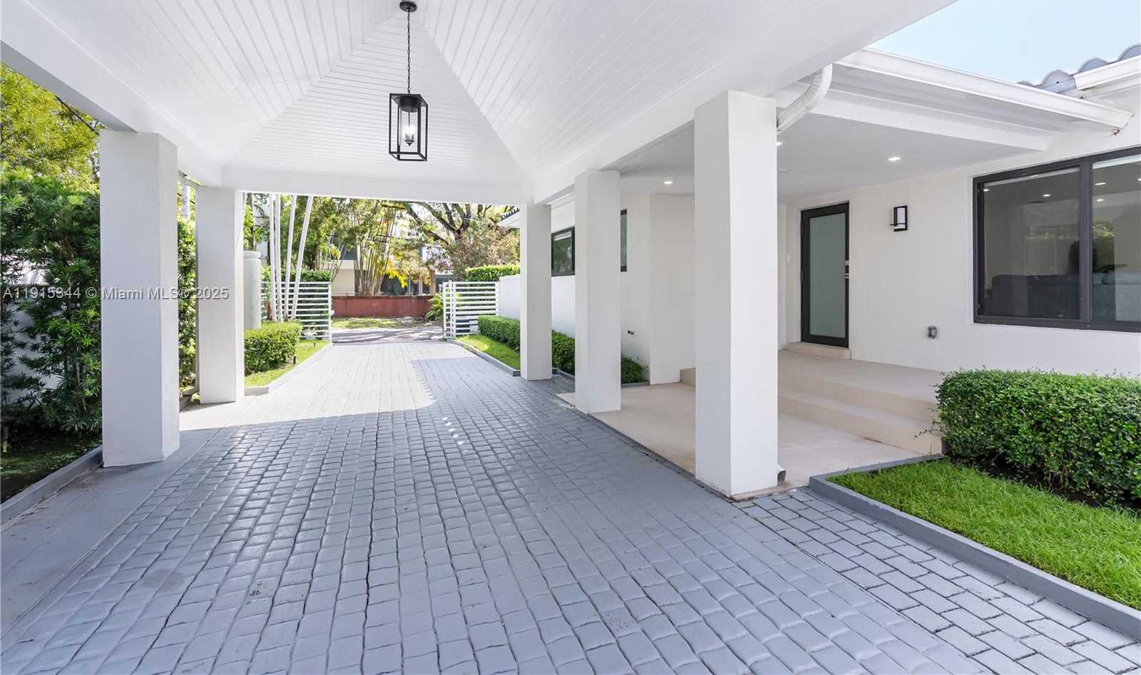 Small Image of 1600 MICANOPY AVE, Miami Number 2