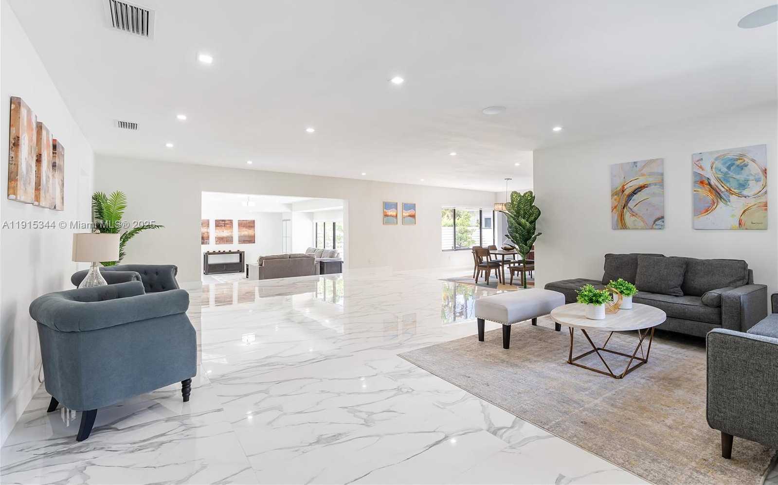 Small Image of 1600 MICANOPY AVE, Miami Number 3