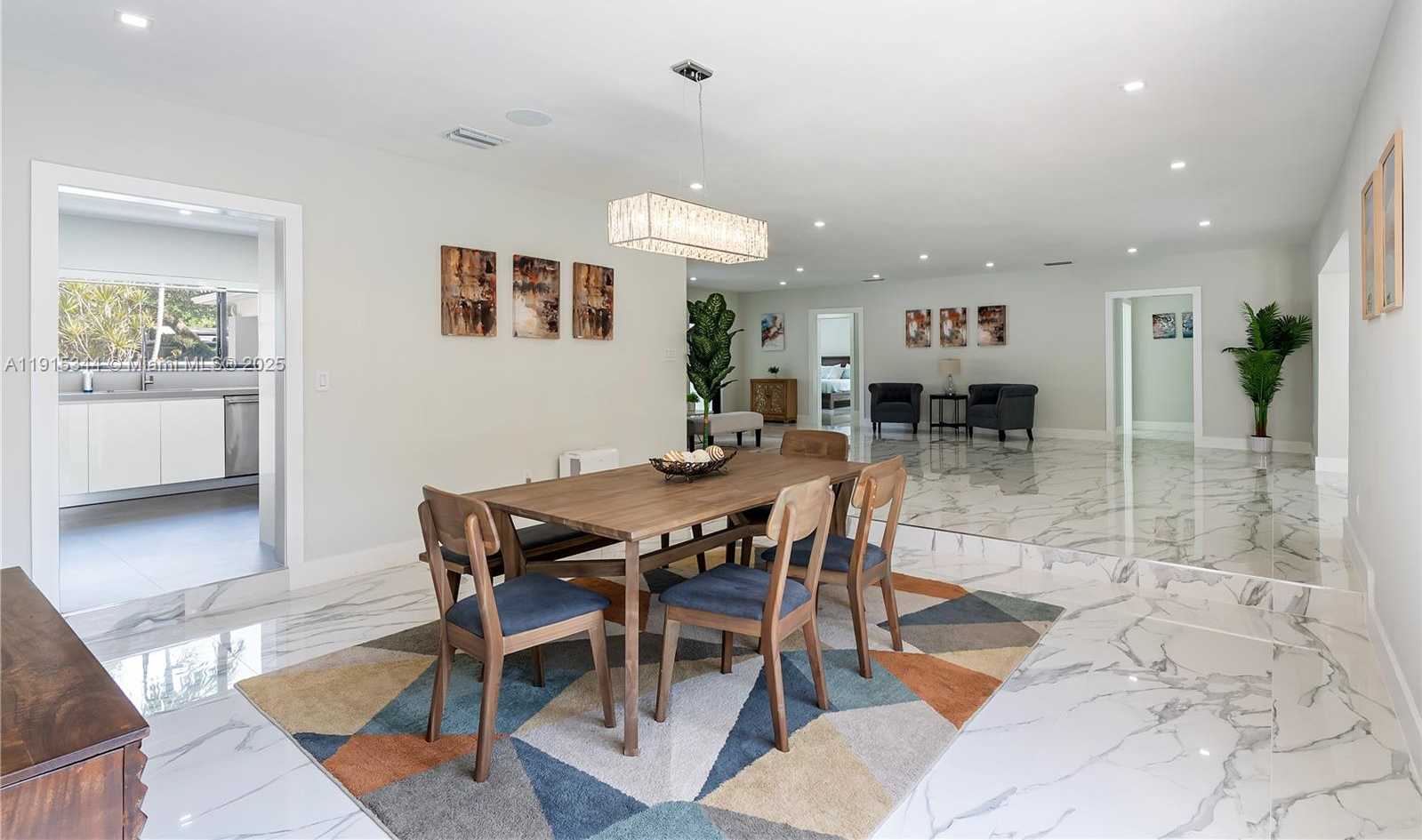 Small Image of 1600 MICANOPY AVE, Miami Number 6