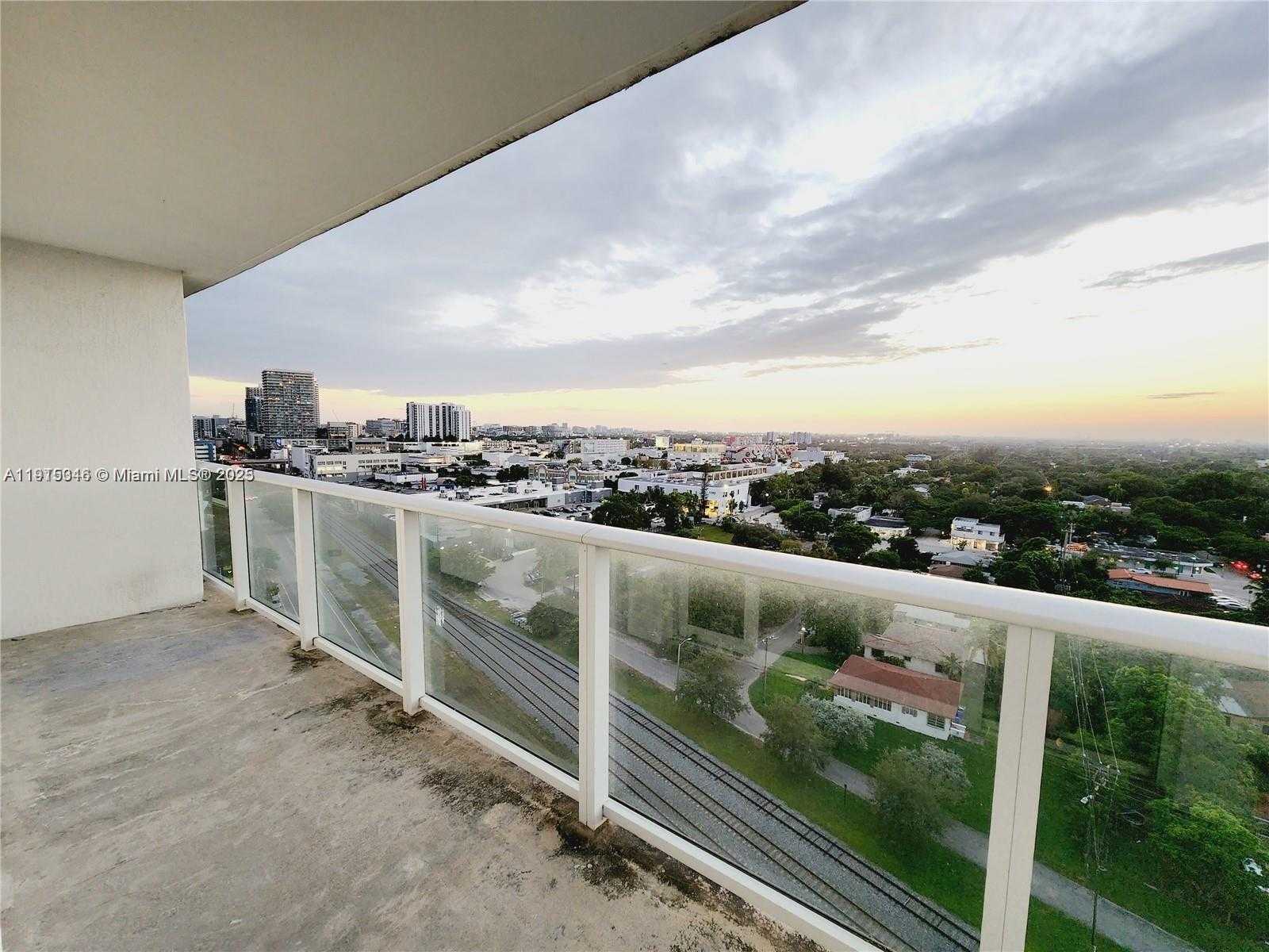 Small Image of 4250 BISCAYNE BLVD #1510, Miami Number 13