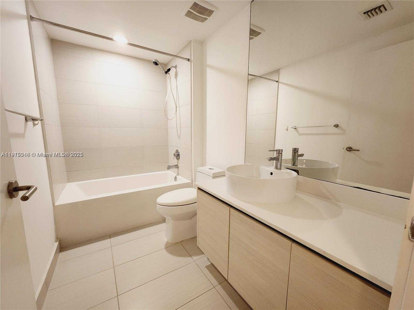 Small Image of 4250 BISCAYNE BLVD #1510, Miami Number 7
