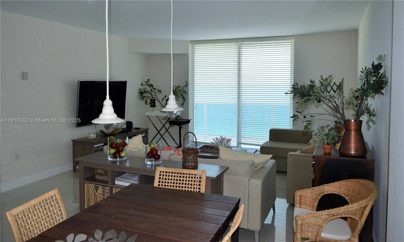 Small Image of 10275 COLLINS AVE #1420, Bal Harbour Number 8