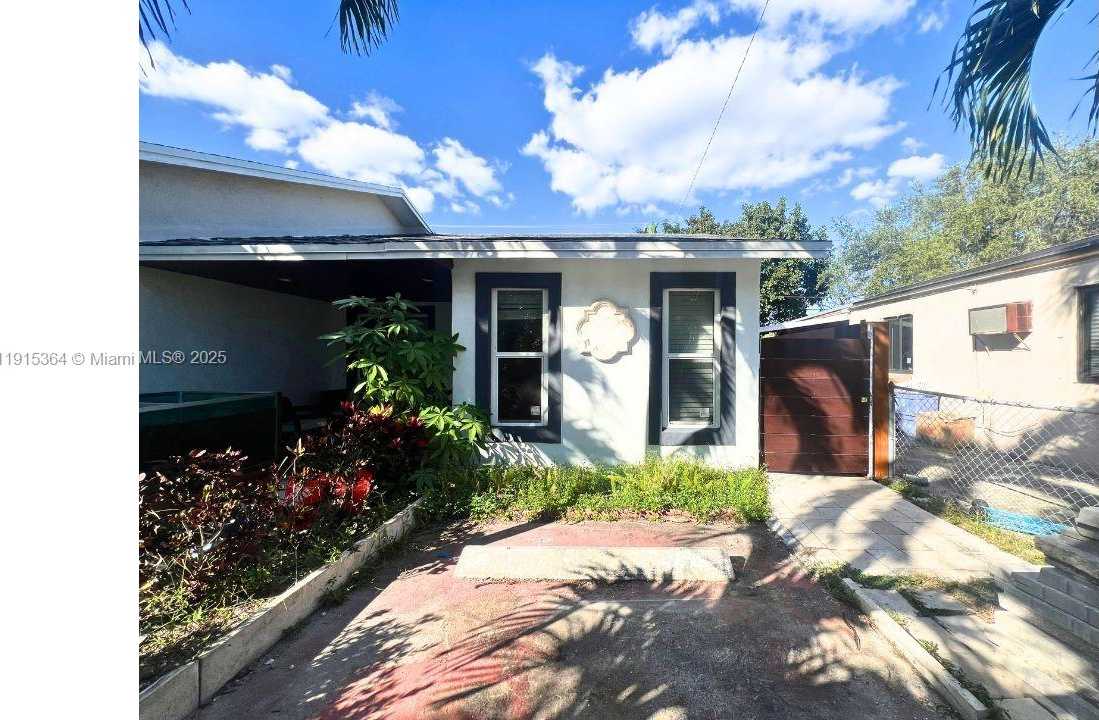 Small Image of 6481 SOUTH WEST 39TH TER, Miami Number 1