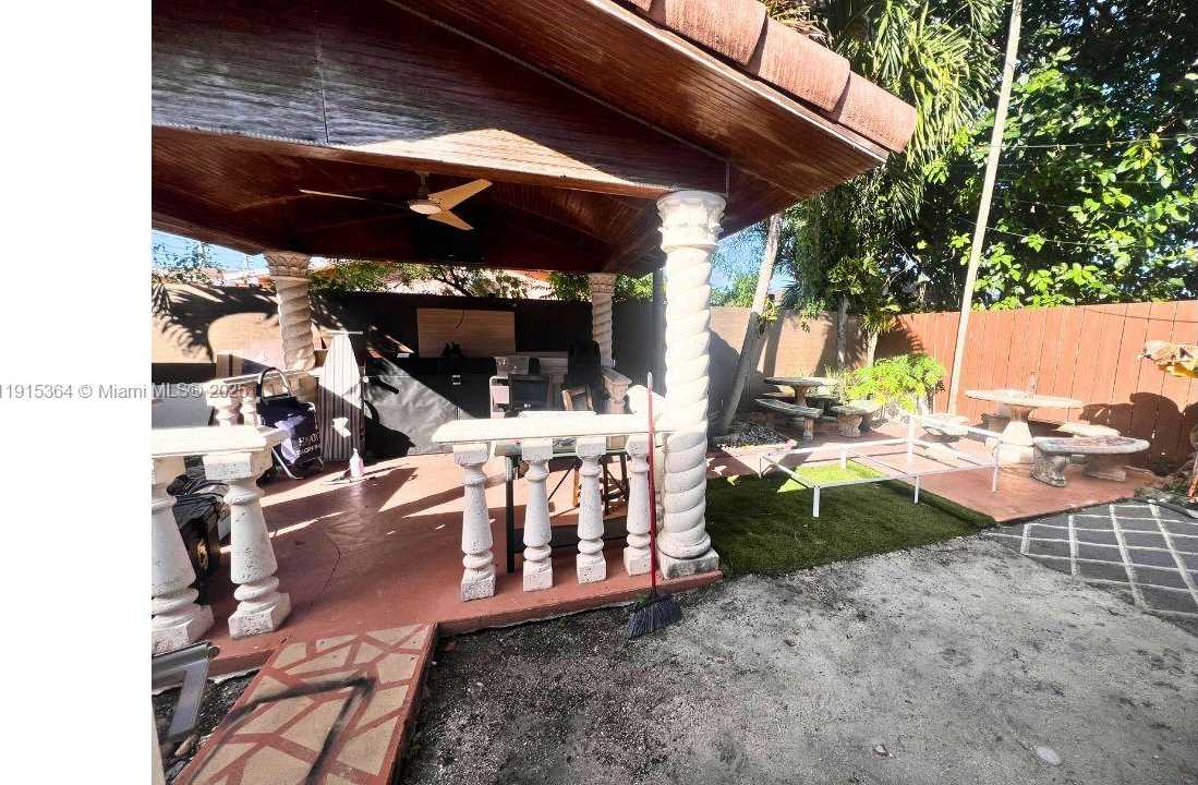 Small Image of 6481 SOUTH WEST 39TH TER, Miami Number 7