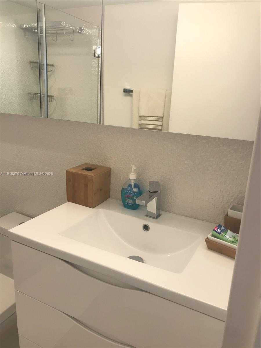 Small Image of 555 NORTH EAST 15TH ST #609, Miami Number 10