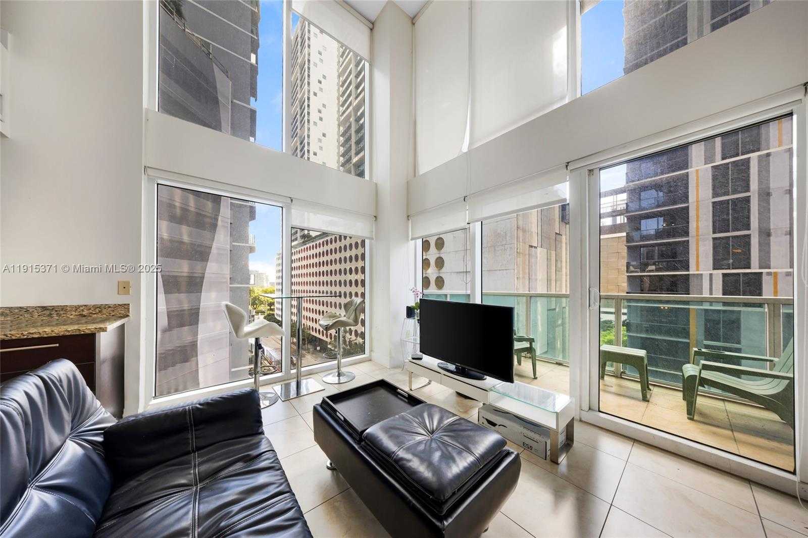 Small Image of 41 SOUTH EAST 5TH ST #502, Miami Number 18