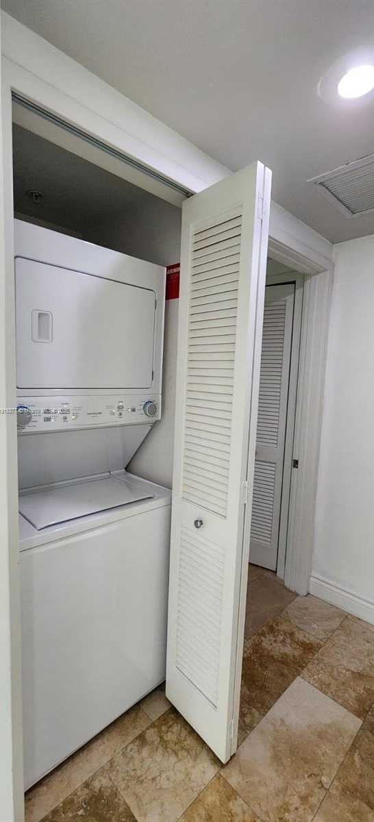 Small Image of 218 SOUTH EAST 14TH ST #1904, Miami Number 12