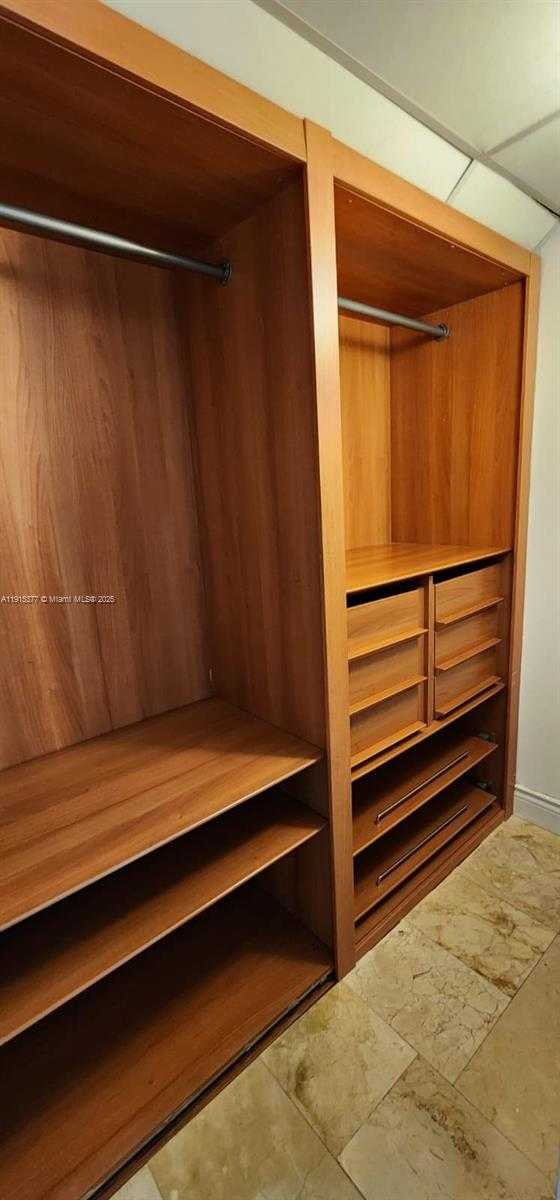 Small Image of 218 SOUTH EAST 14TH ST #1904, Miami Number 9