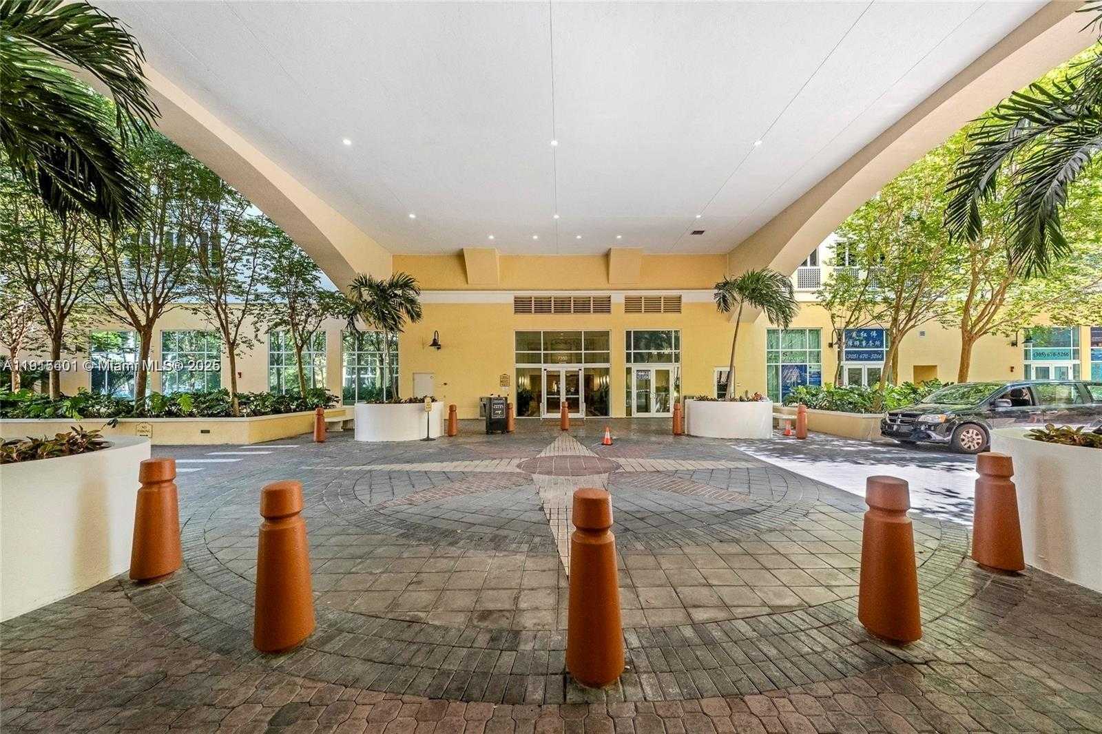 Small Image of 7350 SOUTH WEST 89TH ST #411S, Miami Number 22