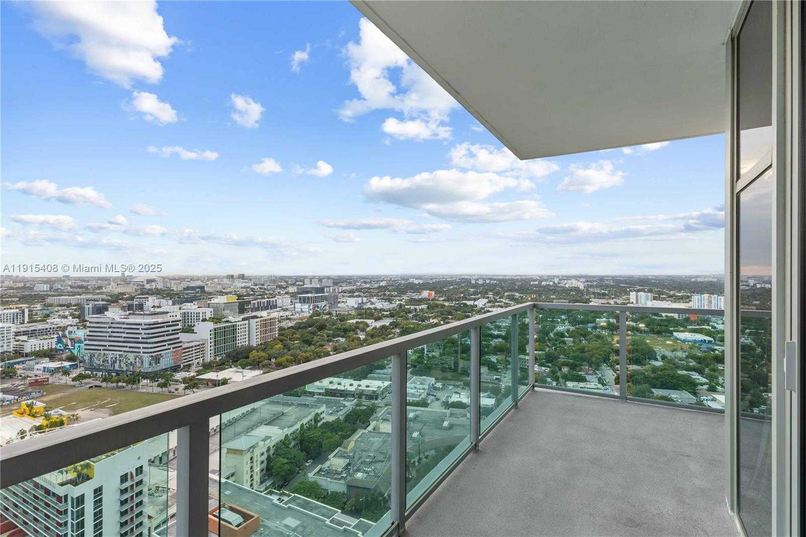 Small Image of 3301 NORTH EAST 1ST AVE #H2901, Miami Number 13