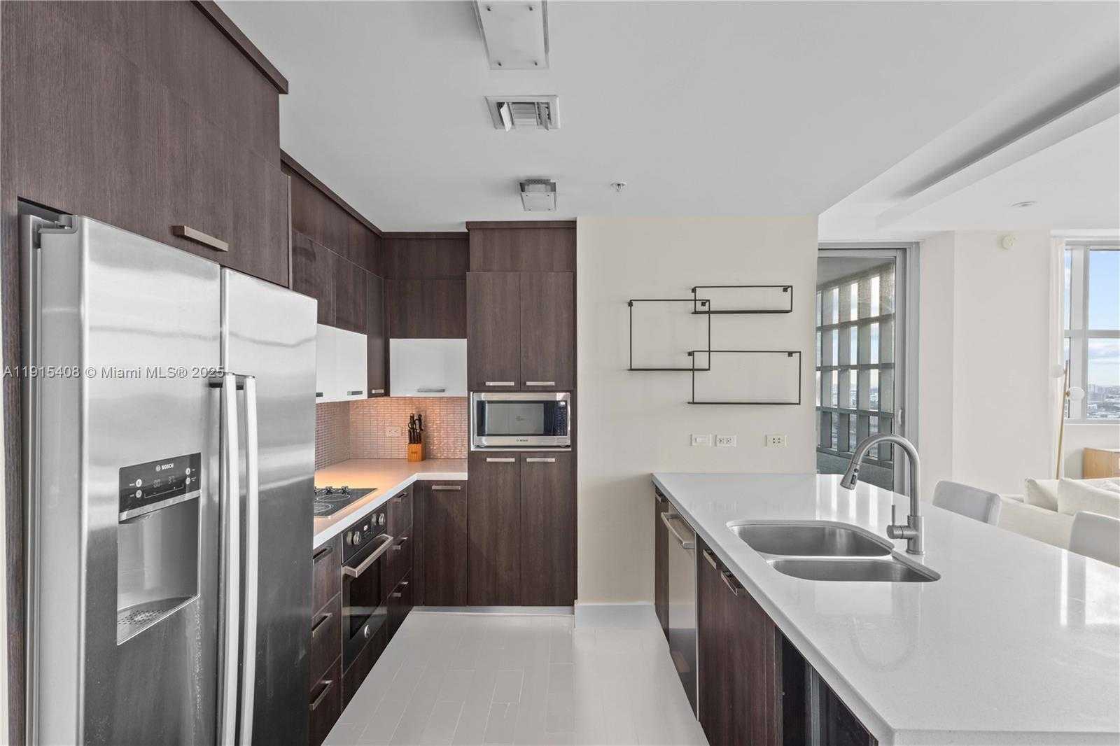 Small Image of 3301 NORTH EAST 1ST AVE #H2901, Miami Number 7