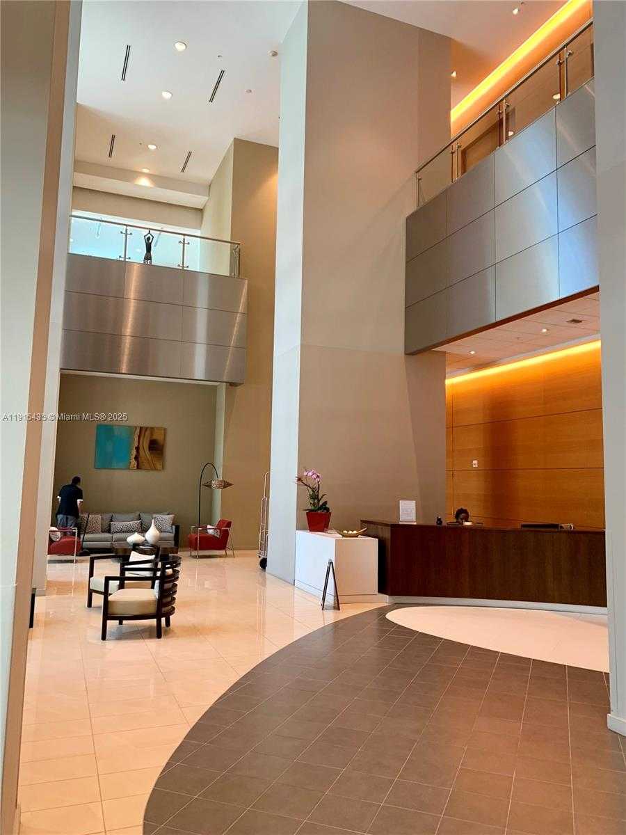 Small Image of 300 SOUTH BISCAYNE BLVD #T-1509, Miami Number 14
