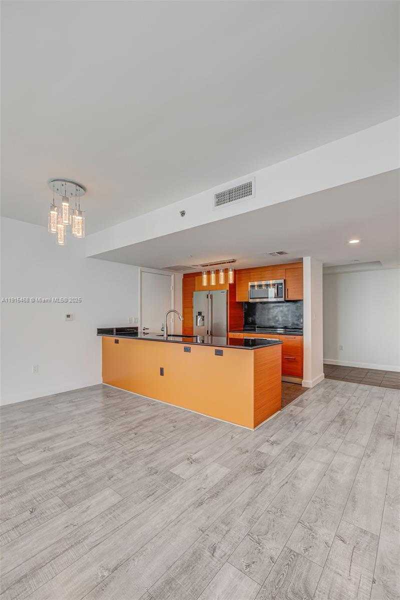 Small Image of 50 BISCAYNE BLVD #3902, Miami Number 24