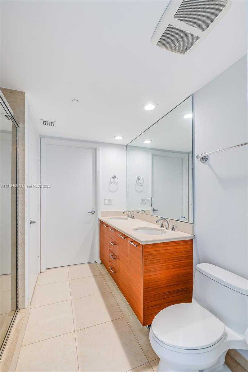 Small Image of 50 BISCAYNE BLVD #3902, Miami Number 31