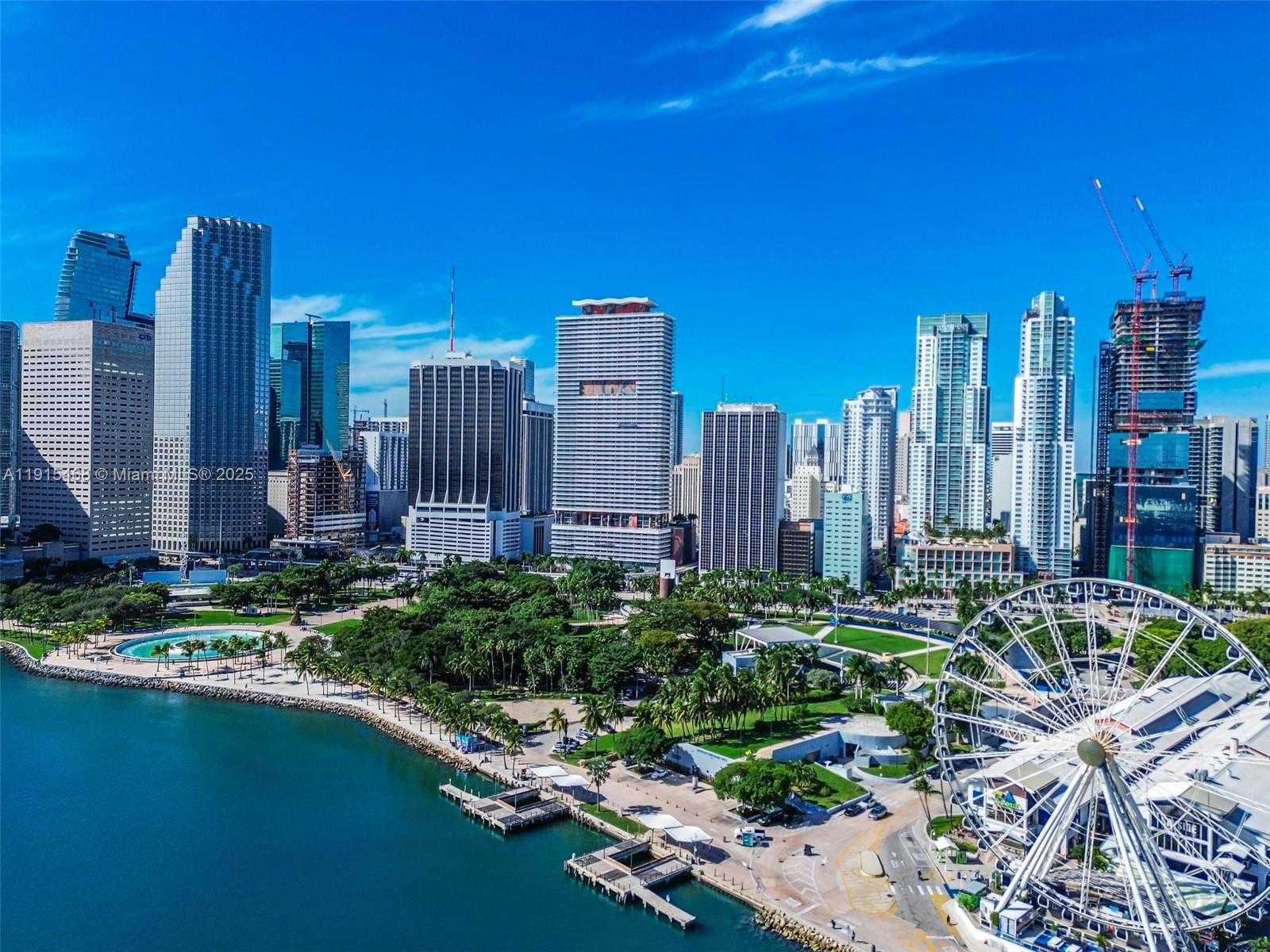 Small Image of 50 BISCAYNE BLVD #3902, Miami Number 33