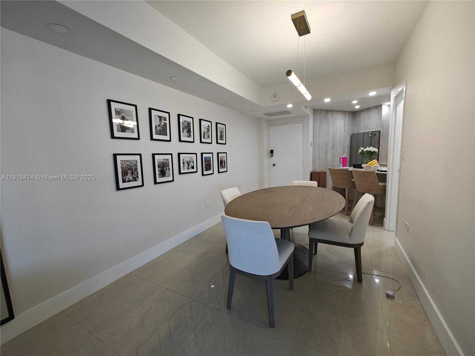 Small Image of 825 BRICKELL BAY DR #1242, Miami Number 9