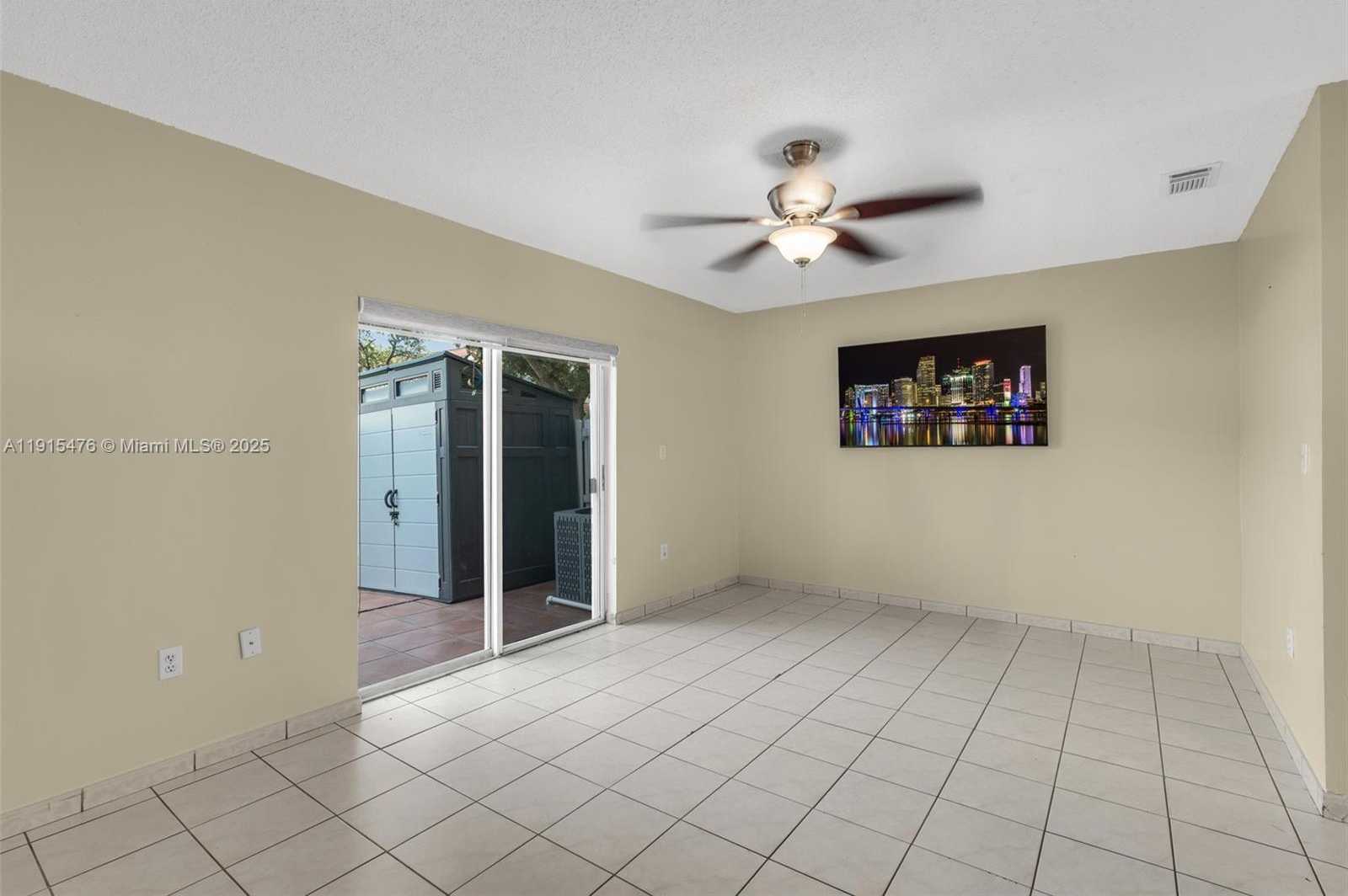 Small Image of 6263 SOUTH WEST 139TH AVE, Miami Number 12