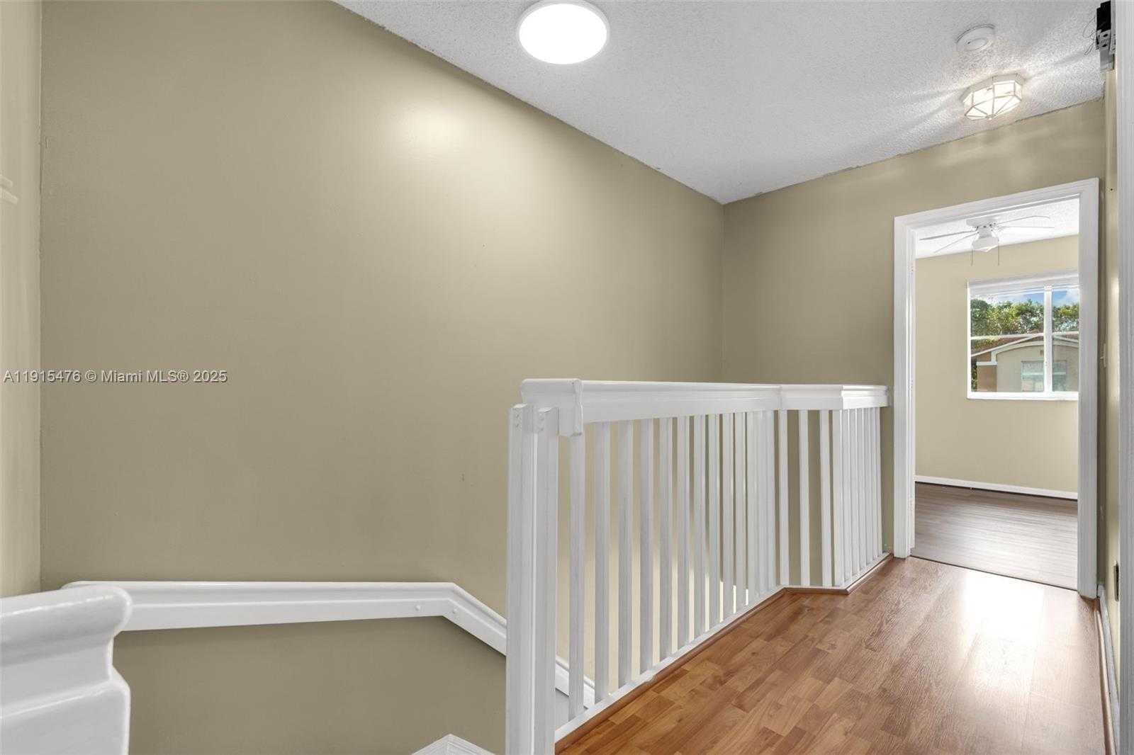 Small Image of 6263 SOUTH WEST 139TH AVE, Miami Number 17