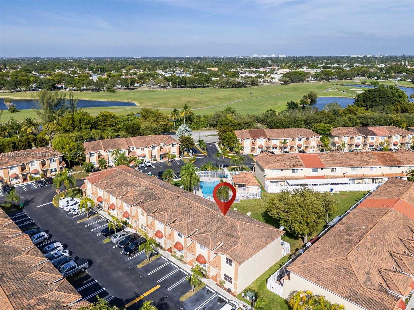 Small Image of 6263 SOUTH WEST 139TH AVE, Miami Number 31