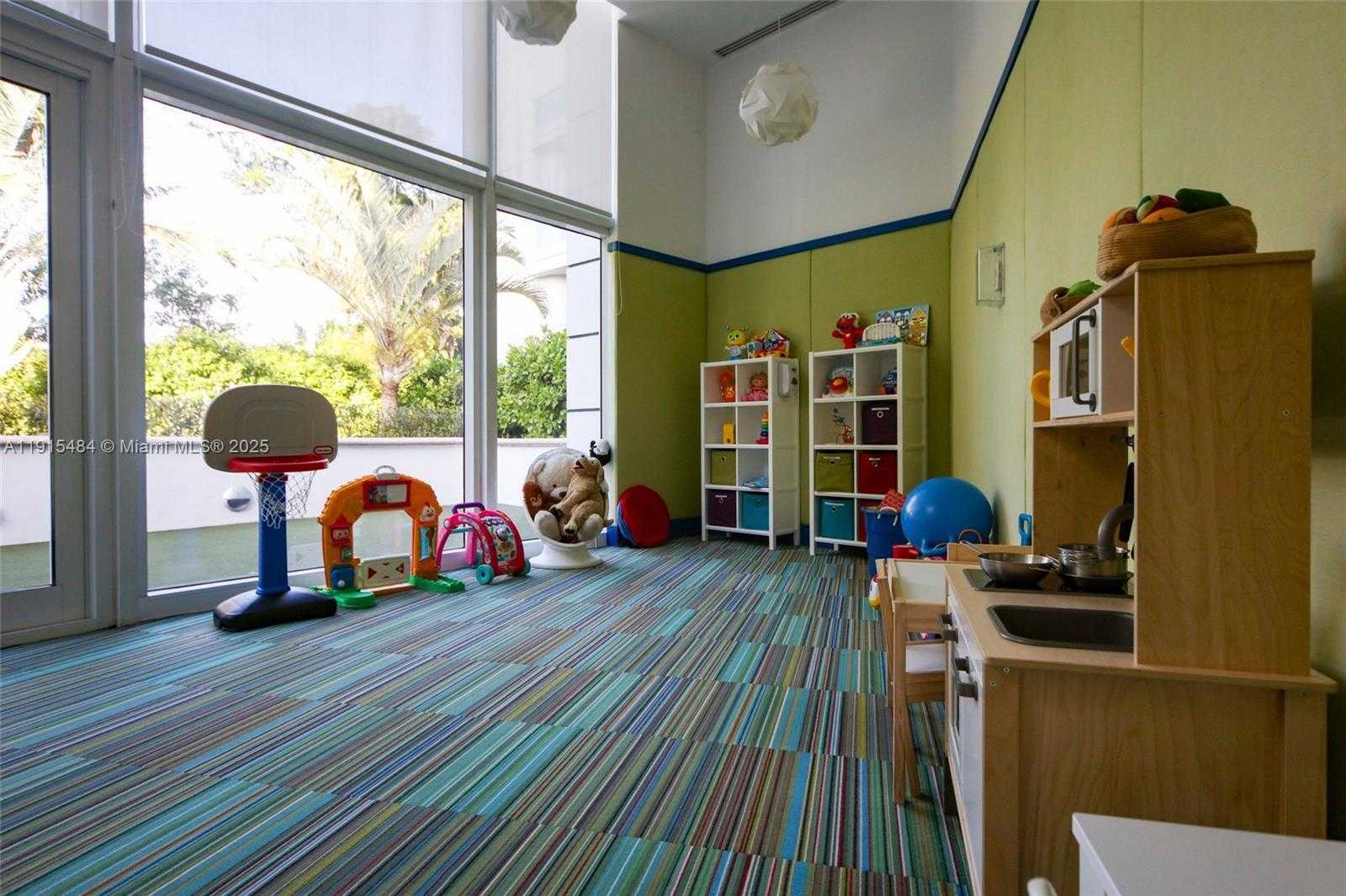 Small Image of 2127 BRICKELL AVE #2504, Miami Number 34