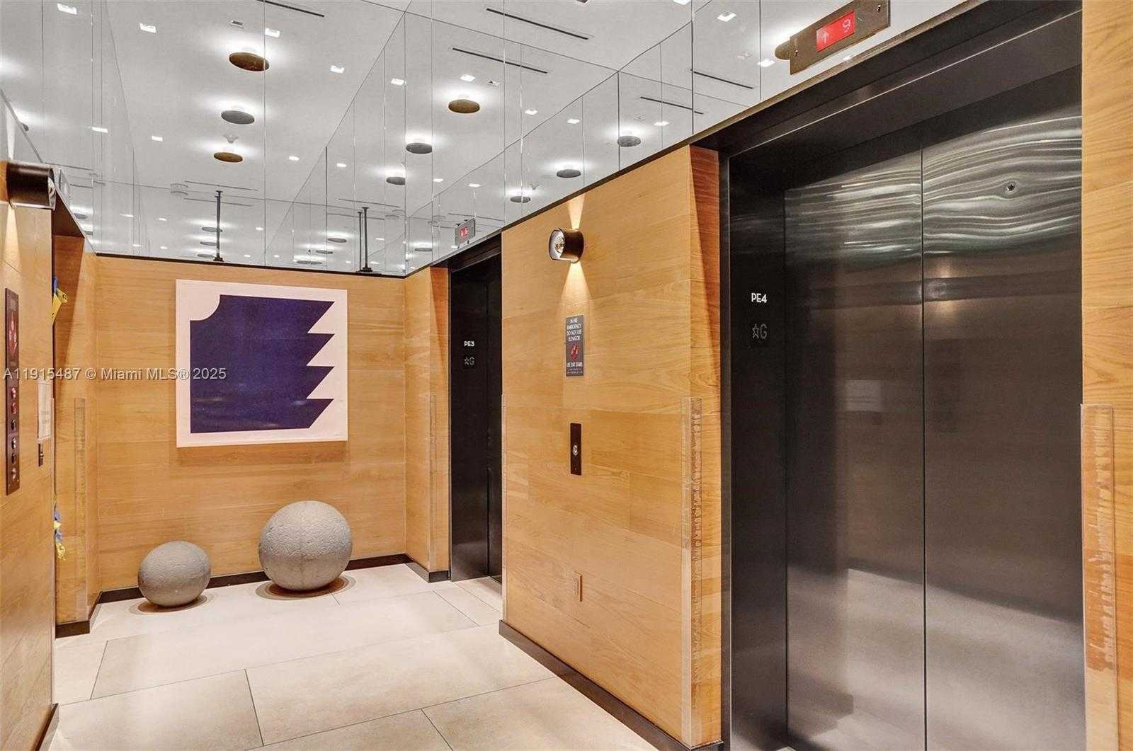 Small Image of 121 NORTH EAST 34TH ST #1705, Miami Number 21