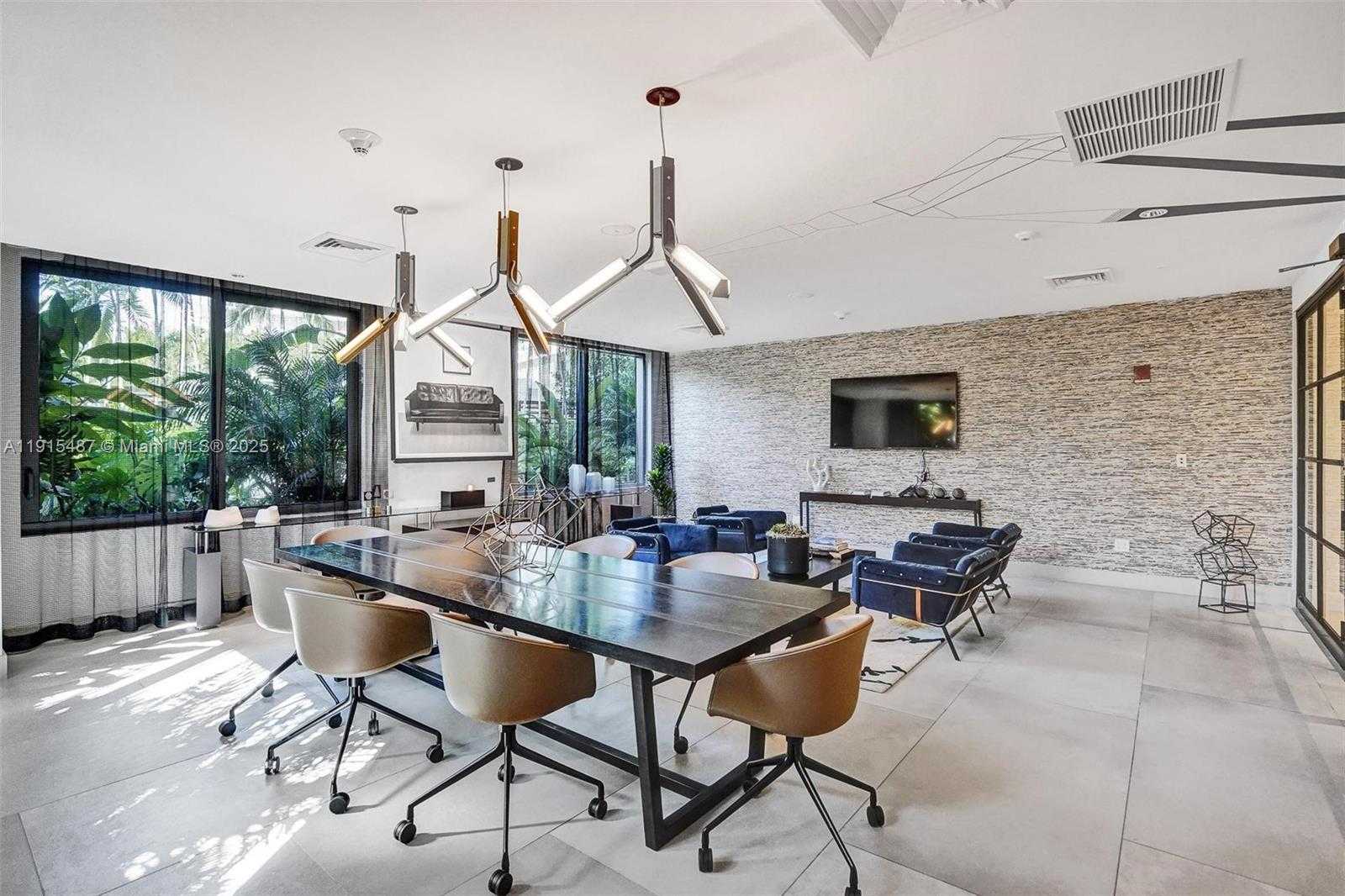 Small Image of 121 NORTH EAST 34TH ST #1705, Miami Number 30