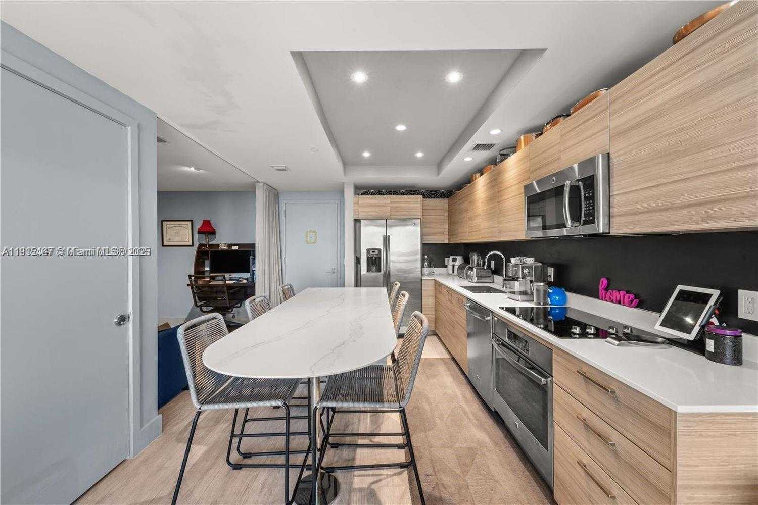 Small Image of 121 NORTH EAST 34TH ST #1705, Miami Number 6