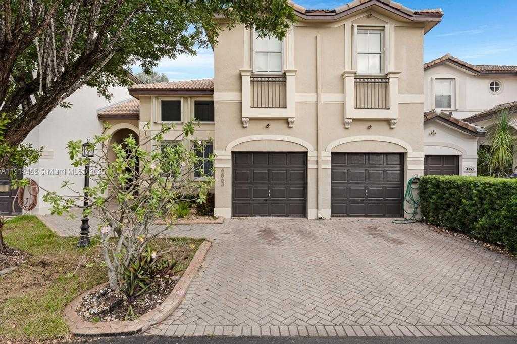Small Image of 4863 NORTH WEST 109TH PATH, Doral Number 1