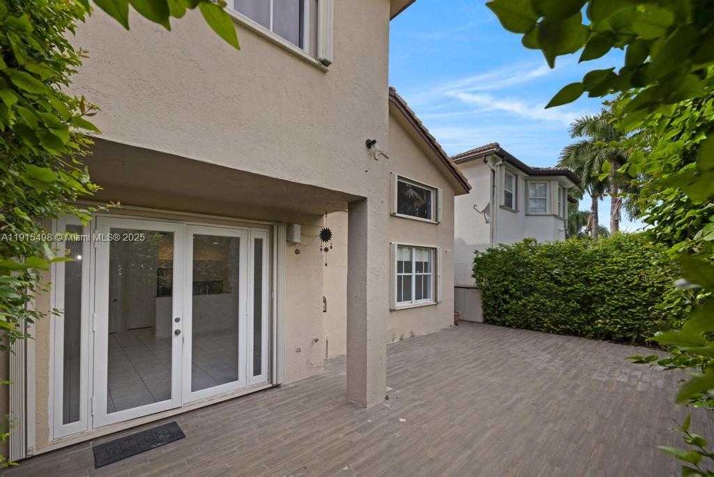 Small Image of 4863 NORTH WEST 109TH PATH, Doral Number 35