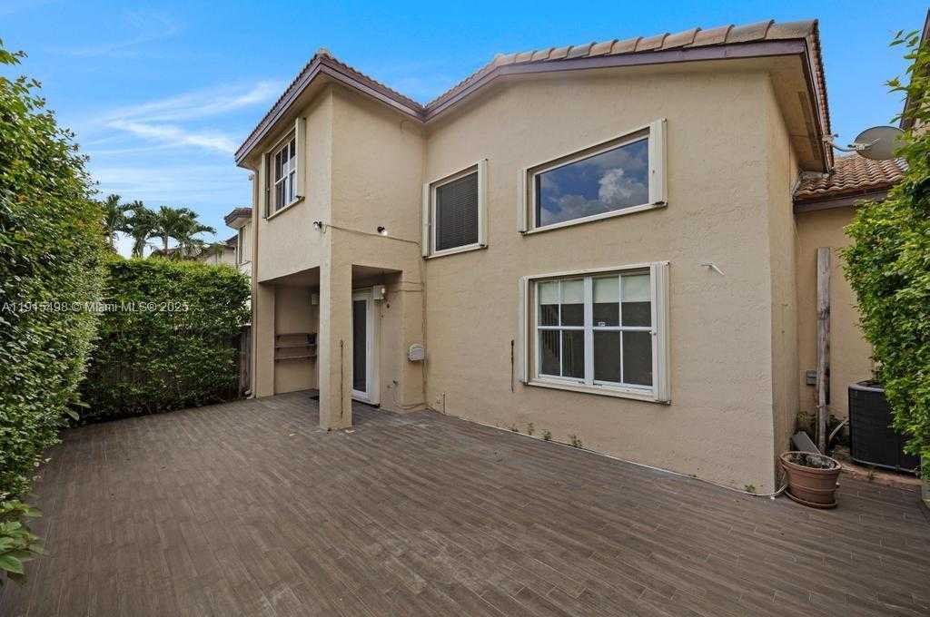 Small Image of 4863 NORTH WEST 109TH PATH, Doral Number 36