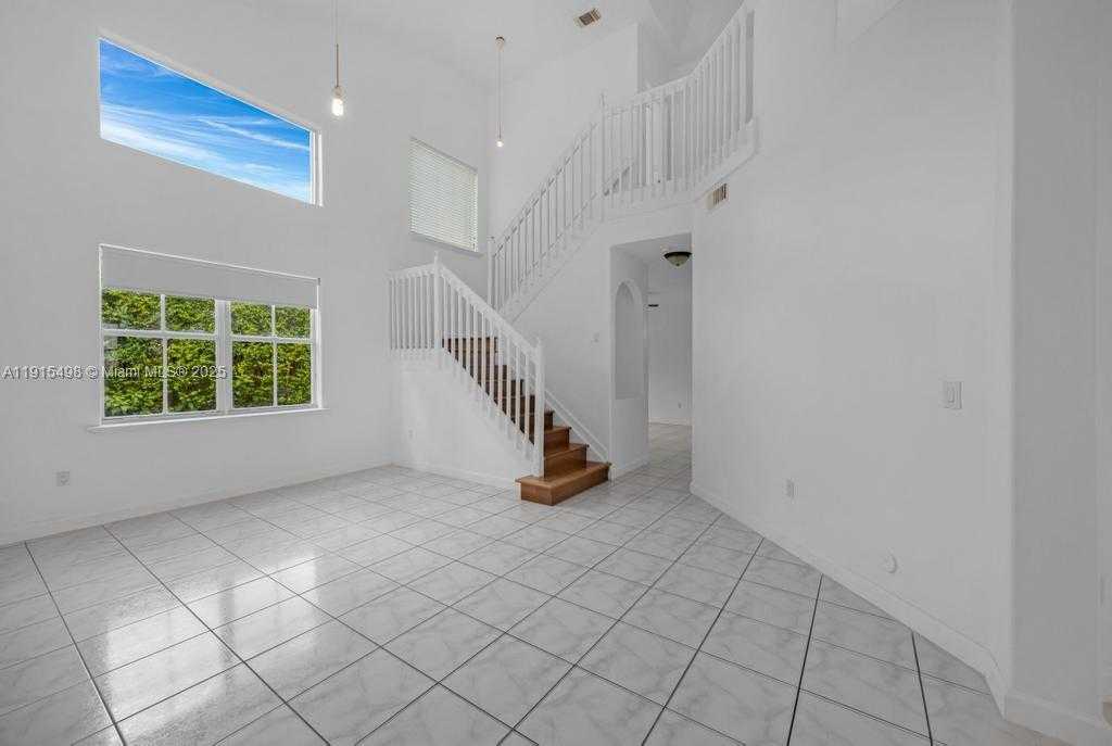 Small Image of 4863 NORTH WEST 109TH PATH, Doral Number 4