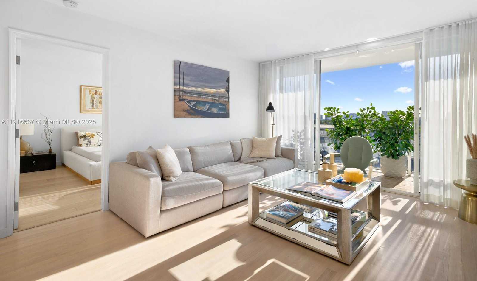 Small Image of 1800 SUNSET HARBOUR DR #803, Miami Beach Number 6