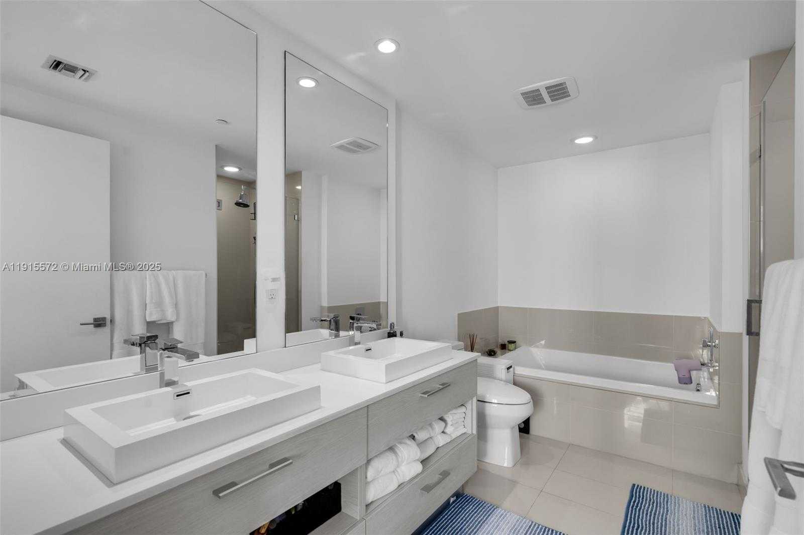 Small Image of 55 SOUTH WEST 9TH ST #4008, Miami Number 11