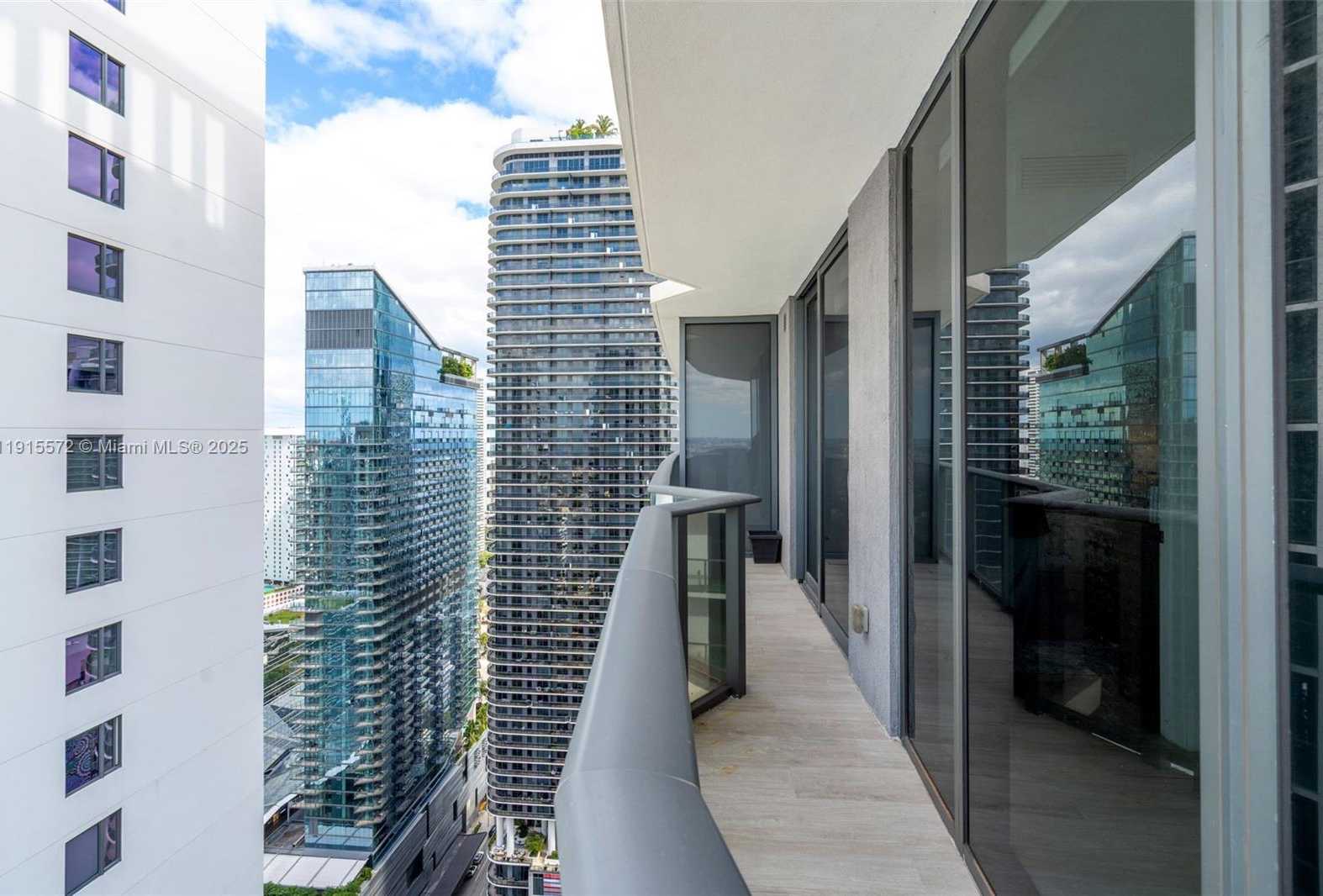 Small Image of 55 SOUTH WEST 9TH ST #4008, Miami Number 23