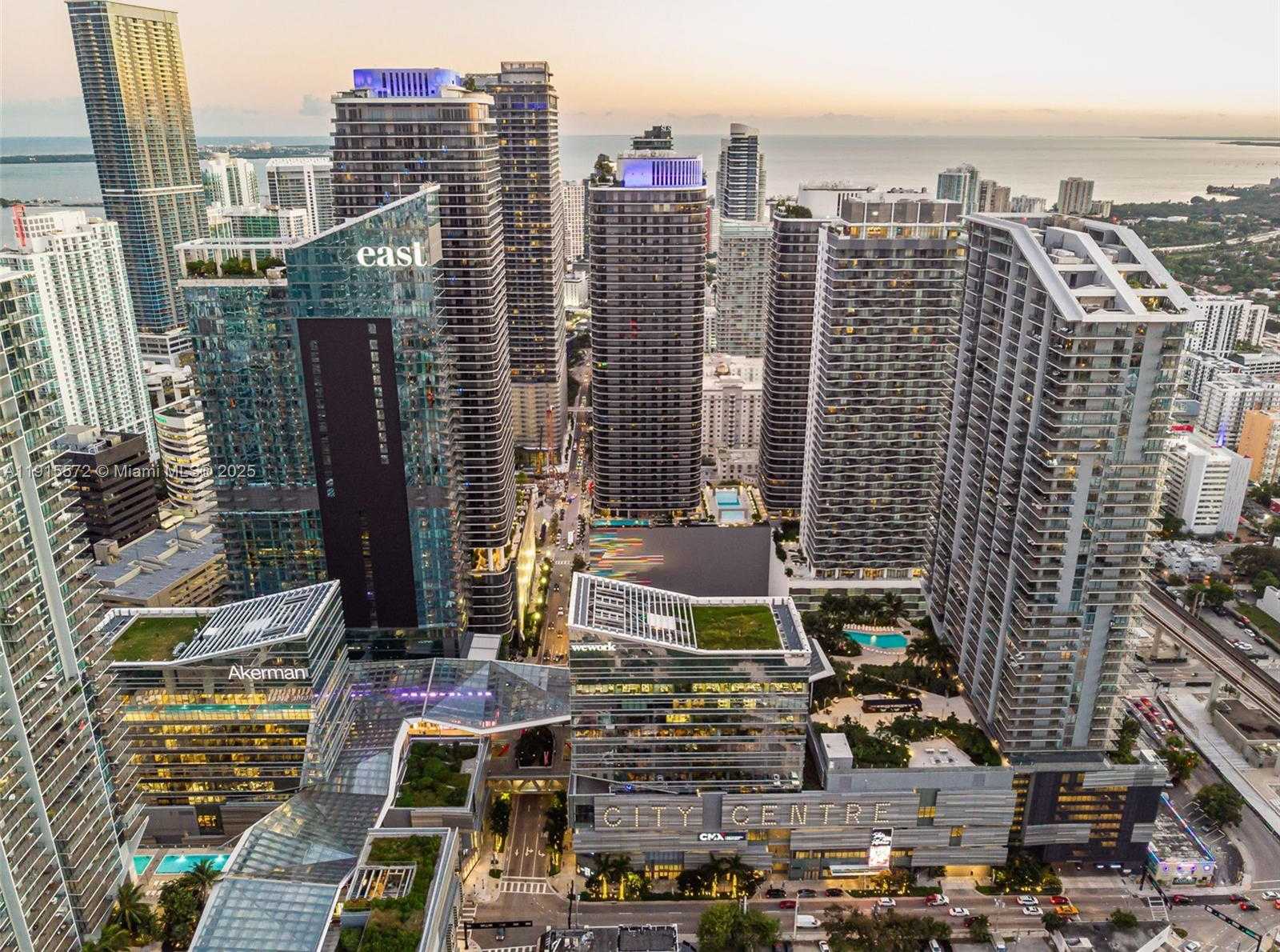 Small Image of 55 SOUTH WEST 9TH ST #4008, Miami Number 25