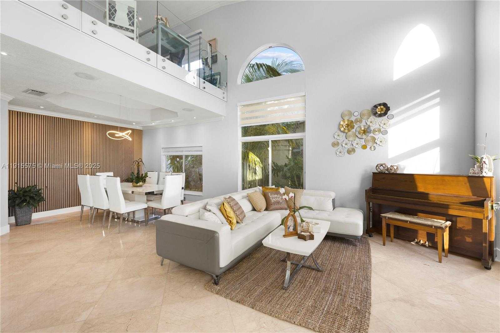 Small Image of 11243 NORTH WEST 58TH TER #1, Doral Number 10